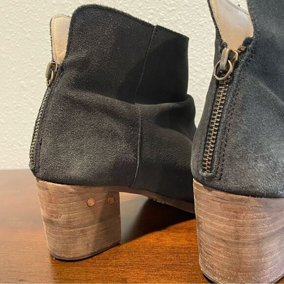 Anthropologie| Beek By Two Birds Grey Oiled Suede Stacked Heel Strix Boot Size 7 - Picture 15 of 16